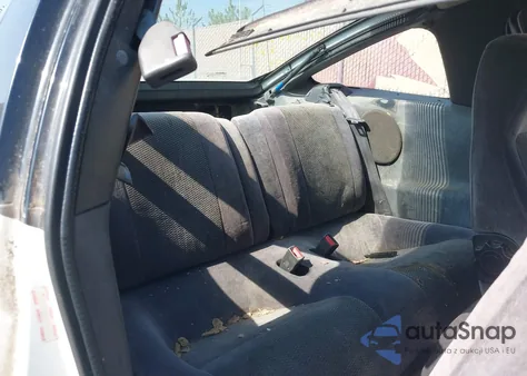 1992 Eagle Talon z USA, uszkodzony, nr VIN 4E3CS44R8NE051188